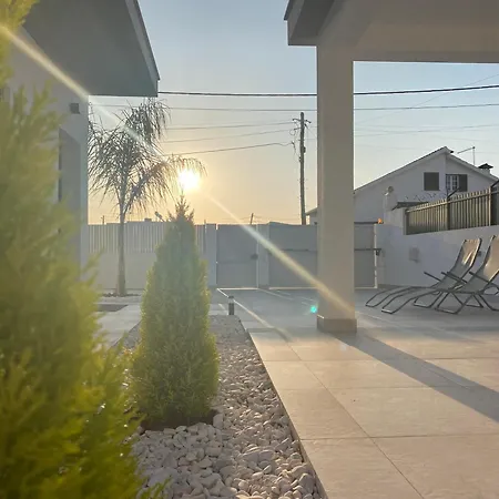 Modern In Sesimbra