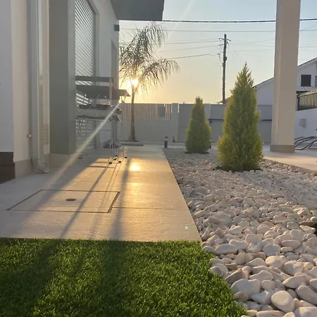 Privatunterkunft Modern In Sesimbra